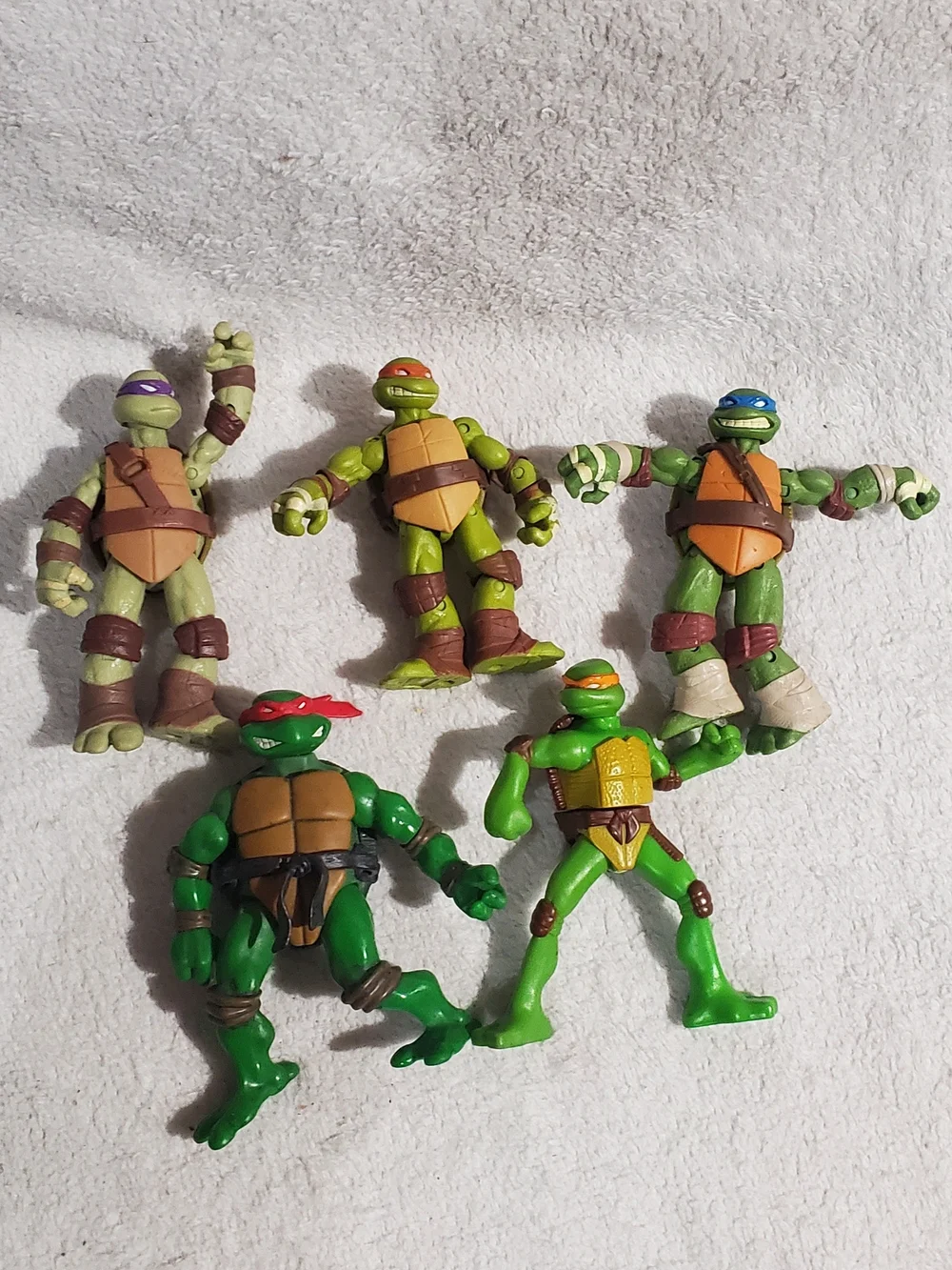 Green Turtle Action Figure Set with Colored Masks - 5-Pack